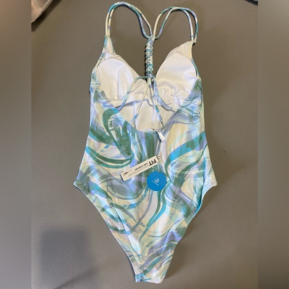 Cupshe Swimsuit Size M, NWT - Picture 2 of 3